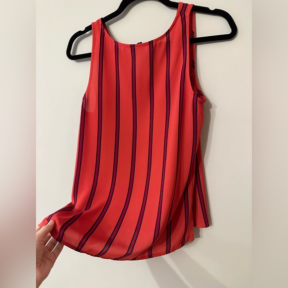 Express Tank Top - Picture 3 of 7